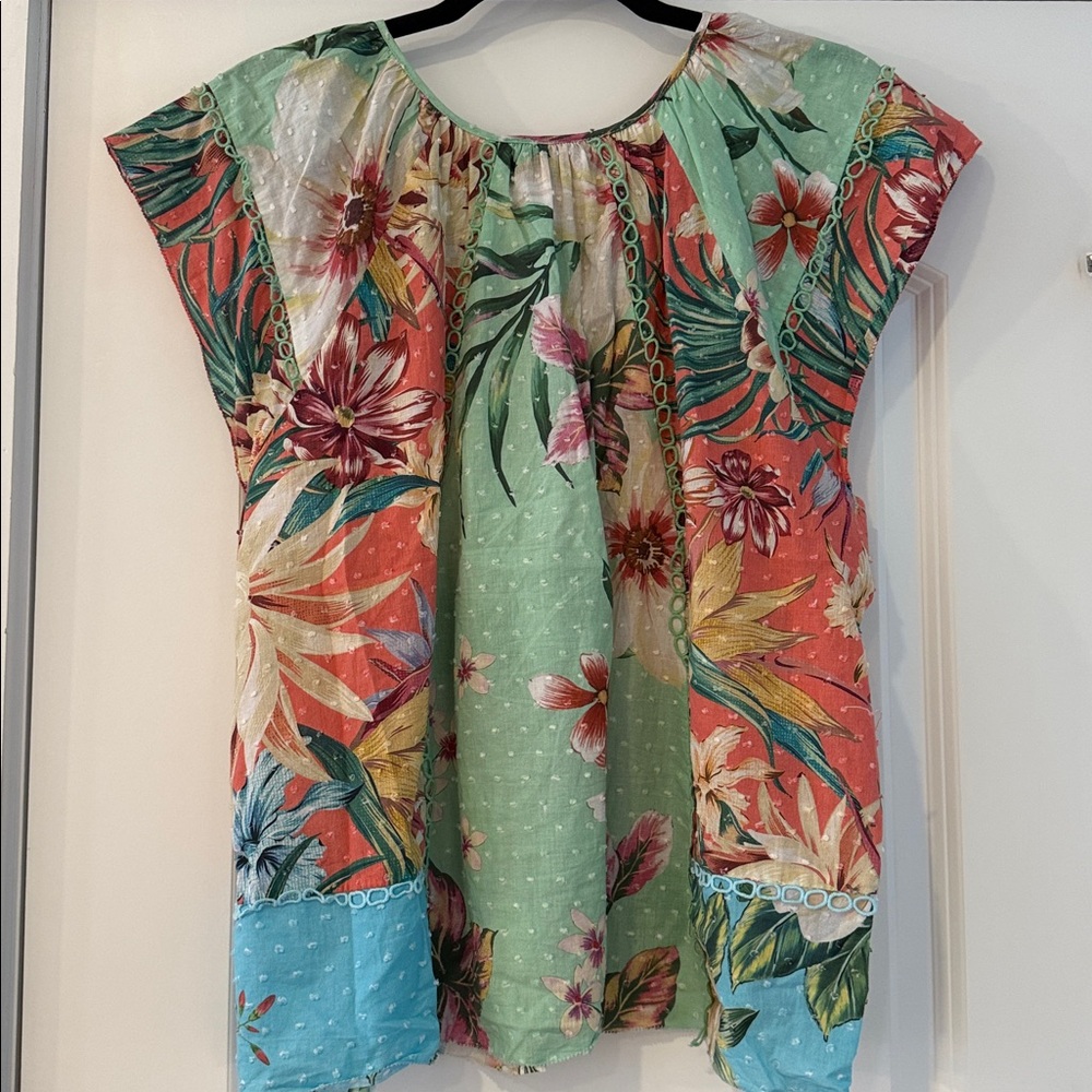 Farm Rio Blouse - Picture 4 of 4